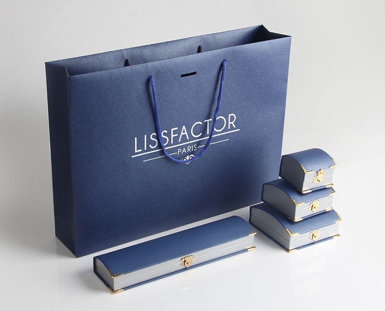 衣服紙袋怎樣設計 衣服紙袋如何設計