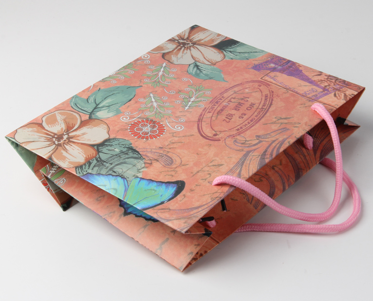 月餅紙袋生產廠認準廣州駿業包裝 月餅紙袋生產廠認準廣州駿業包裝