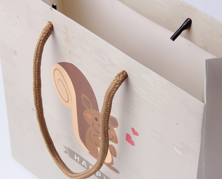 月餅禮品袋訂制就找駿業(yè)包裝 月餅禮品袋訂制就找駿業(yè)包裝