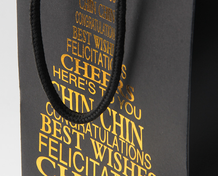 黑卡紙紙袋廠家告訴你黑卡紙的作用 黑卡紙紙袋廠家告訴你黑卡紙的作用