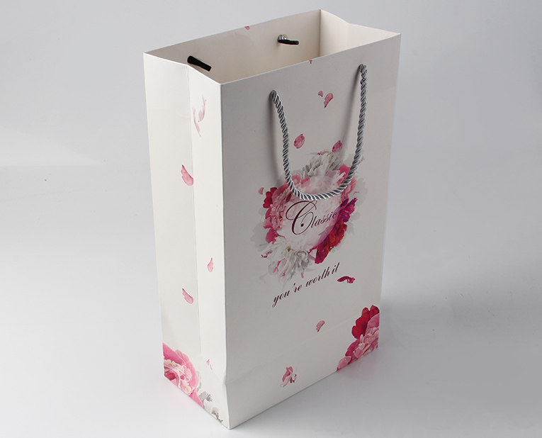 包裝袋廠家的圓孔原來是有這種道理 包裝袋廠家的圓孔原來是有這種道理