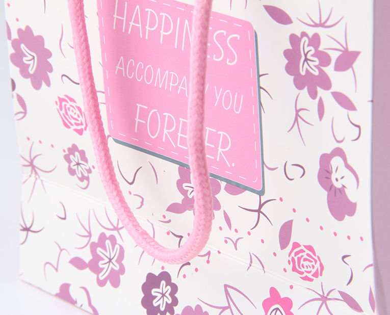 內衣禮品袋定做的中型牛皮紙手挽袋為什么要半機械半人工 內衣禮品袋定做的中型牛皮紙手挽袋為什么要半機械半人工