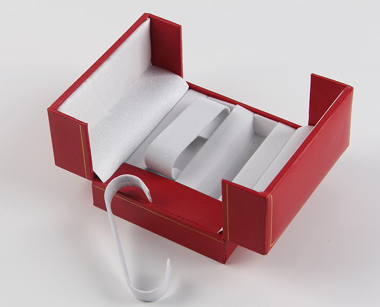 你的盒子油墨脫粉?看看手表包裝盒生產廠家是怎么解決的吧 你的盒子油墨脫粉?看看手表包裝盒生產廠家是怎么解決的吧