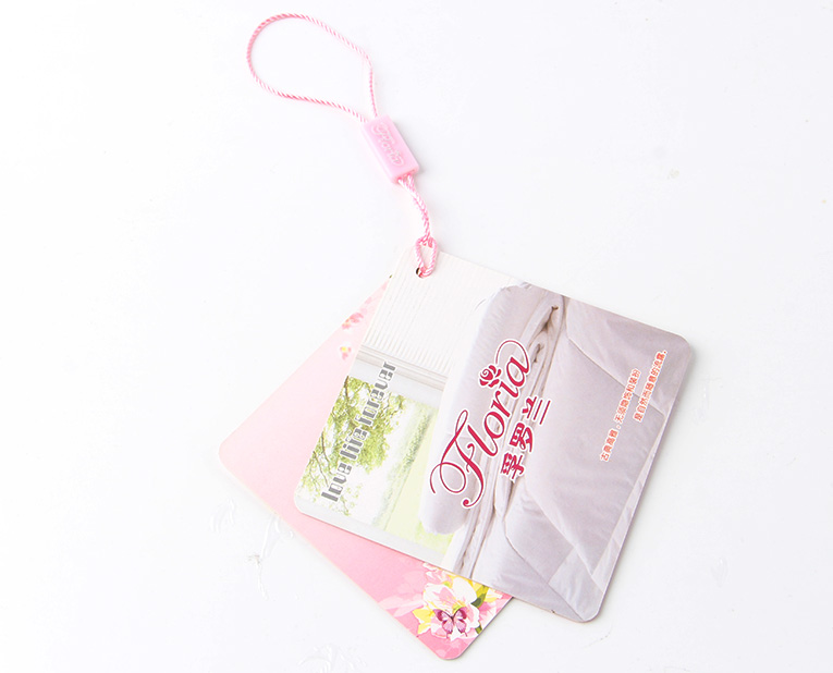 t恤吊牌在定做中,挑戰(zhàn)著色力的中性灰 t恤吊牌在定做中,挑戰(zhàn)著色力的中性灰