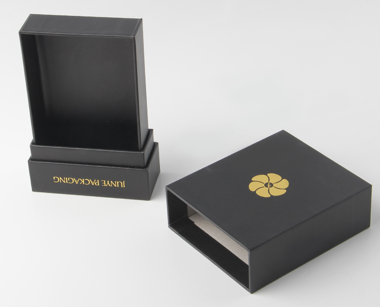 保健品精裝盒早前在定做的時候由于環保問題盛行UV的原因 保健品精裝盒早前在定做的時候由于環保問題盛行UV的原因