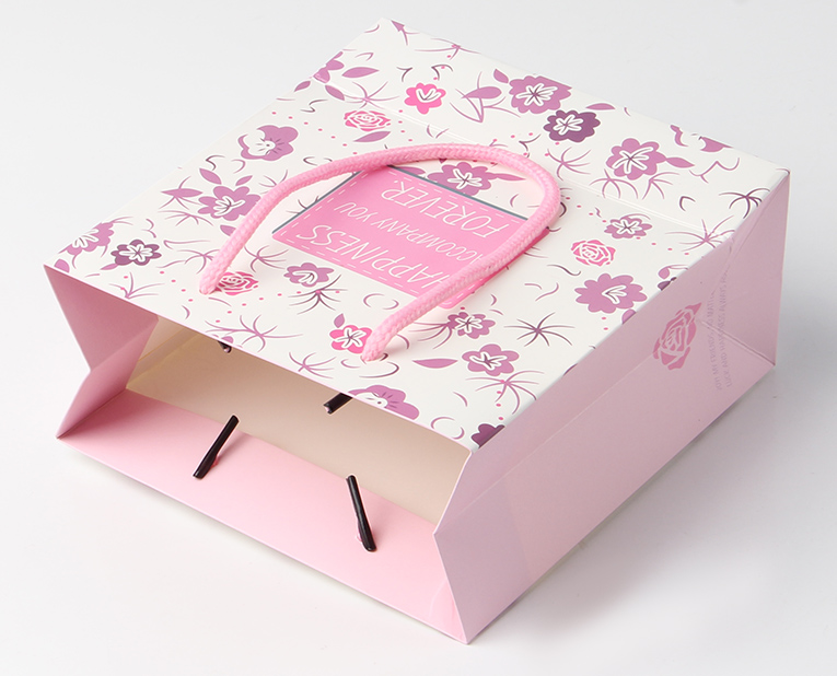 專業的高檔和雜亂的高檔決定紙袋訂做的成本,別問為什么 專業的高檔和雜亂的高檔決定紙袋訂做的成本,別問為什么