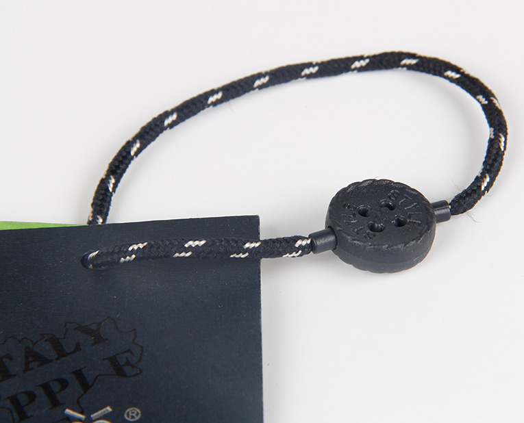 預防勝于治療,衣服的紙牌在定做之前需要這樣做準備 預防勝于治療,衣服的紙牌在定做之前需要這樣做準備