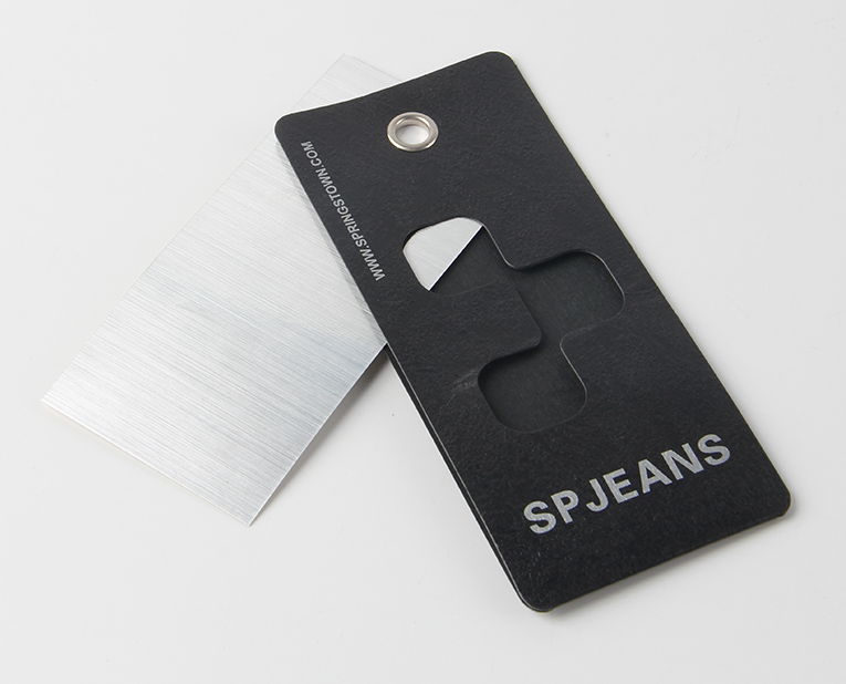 服裝吊牌鏤空細節 服裝吊牌鏤空細節