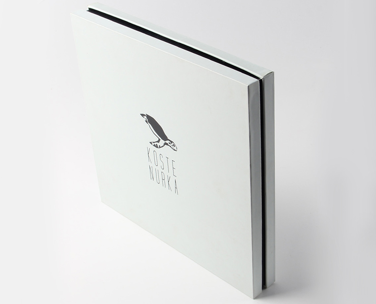 厚實(shí)的內(nèi)衣紙盒 厚實(shí)的內(nèi)衣紙盒