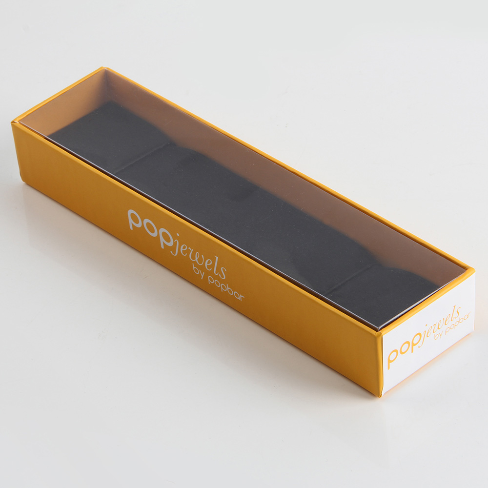 香水盒的制造商隨便一提的2個點就畫出了這幾年的搭配重點 香水盒的制造商隨便一提的2個點就畫出了這幾年的搭配重點