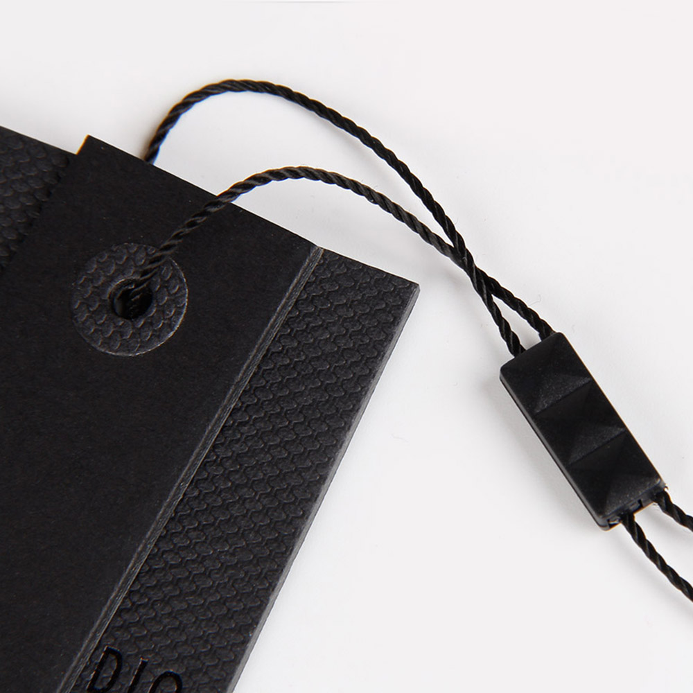 大批牛仔褲吊牌訂做應該如何應對年底嚴格的報關 大批牛仔褲吊牌訂做應該如何應對年底嚴格的報關